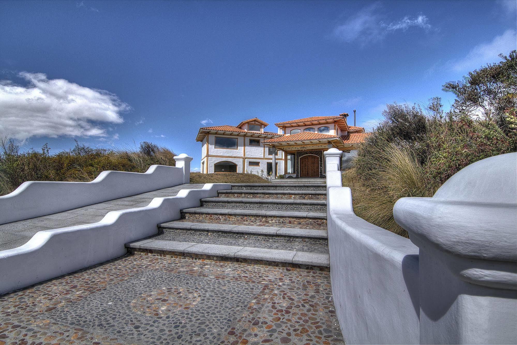 Hacienda Los Mortinos Machachi Exterior photo